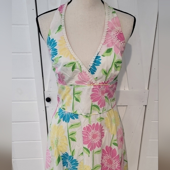 Lilly Pulitzer Floral Halter Fit and Flare Dress with Eyelet Detail Size 6 - Picture 2 of 13